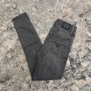Levi’s Gray Denim Jeans